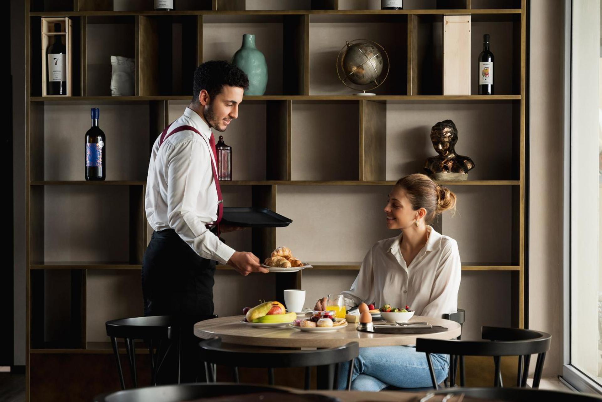 Iq Hotel Firenze Екстериор снимка