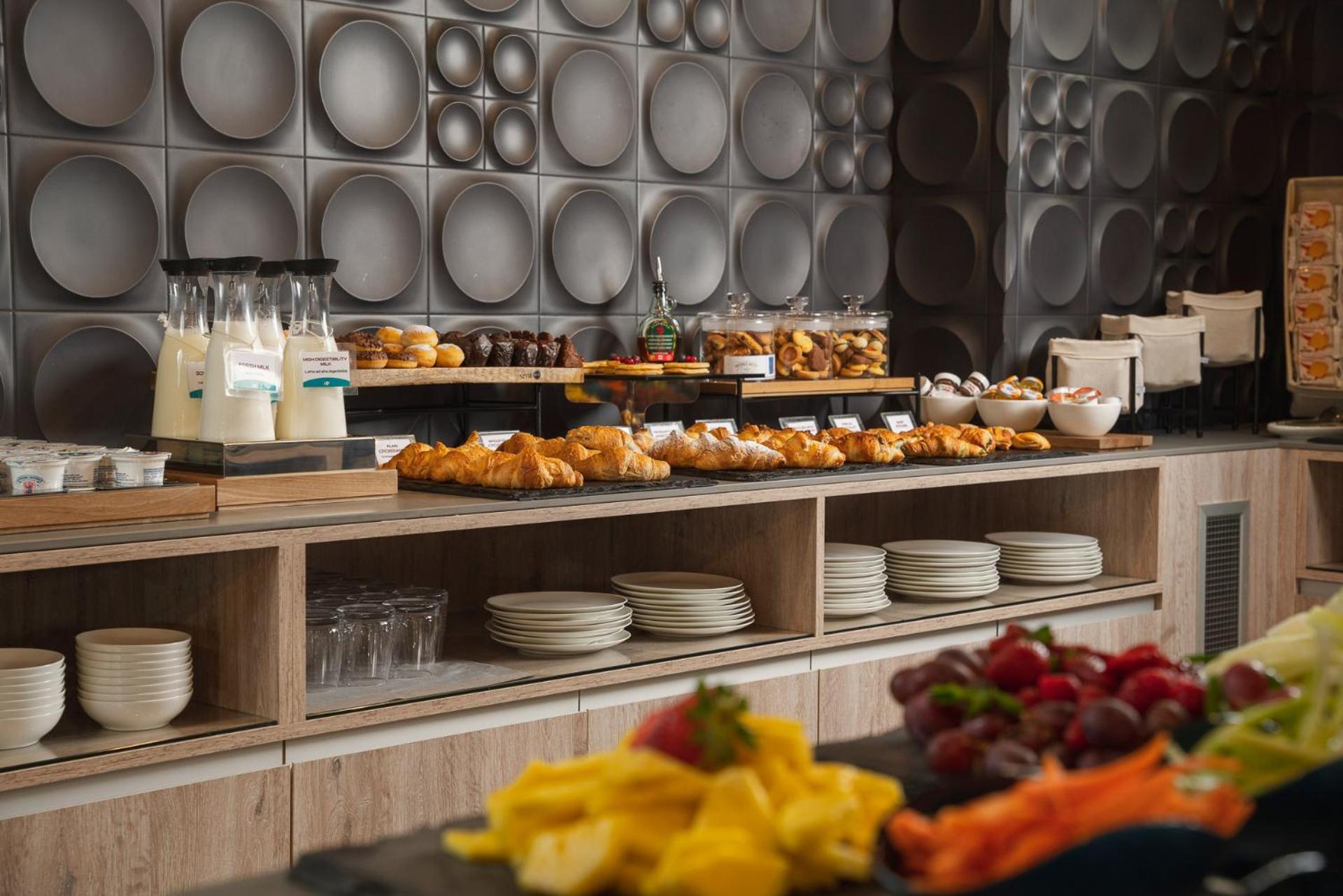 Iq Hotel Firenze Екстериор снимка